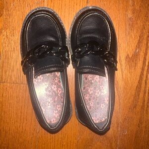 Girls loafers size 11